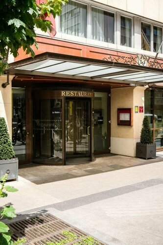 Гостиница Hotel Royal в Же