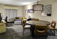 Фото Courtyard by Marriott Columbus Downtown