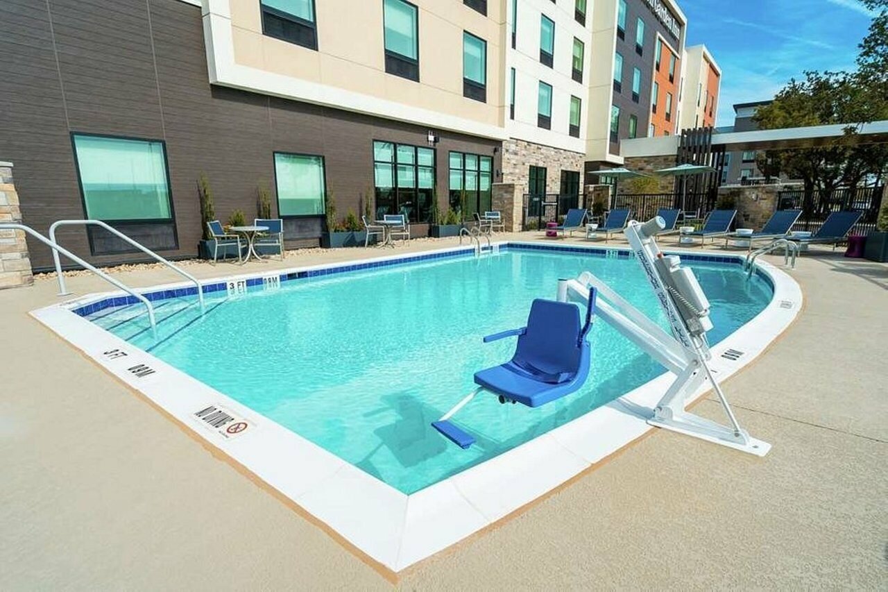 Фото Hilton Garden Inn Cedar Park Austin