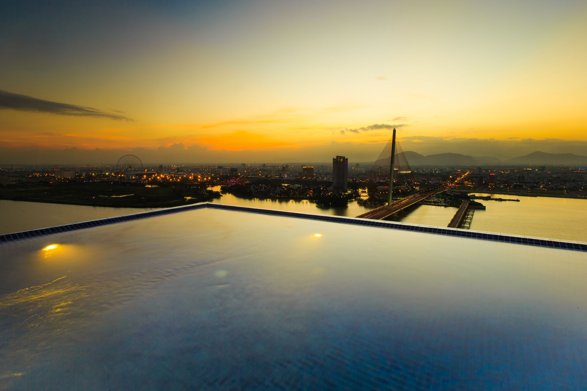 Фото Fivitel Da Nang