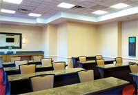 Фото Residence Inn by Marriott Tampa Downtown