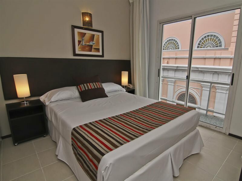 Фото De la Plaza Hotel