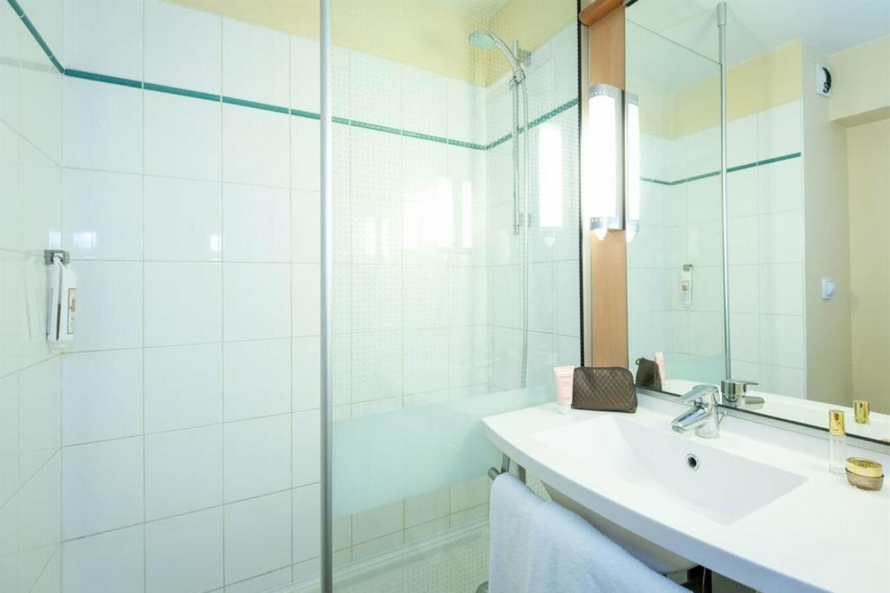 Фото Ibis Marseille Timone