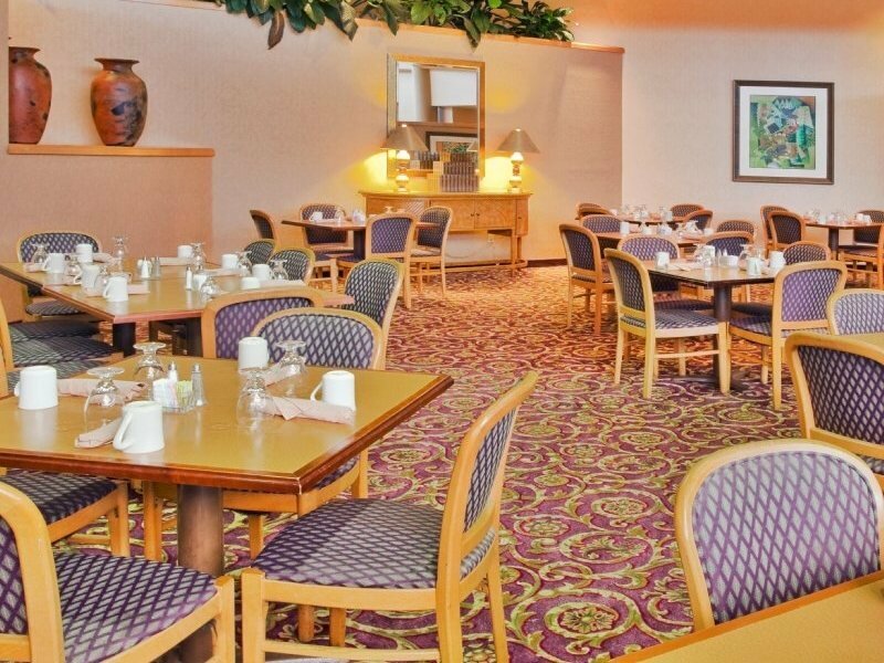 Фото Holiday Inn Orlando International Airport, an Ihg Hotel