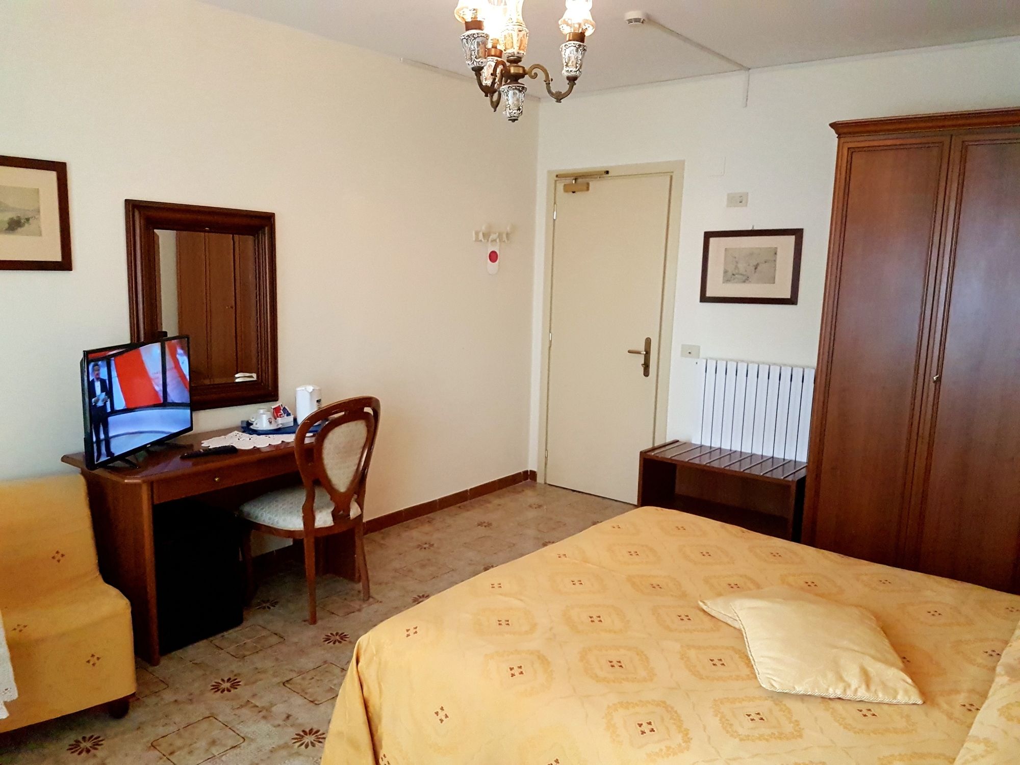 Фото Hotel Bonadies