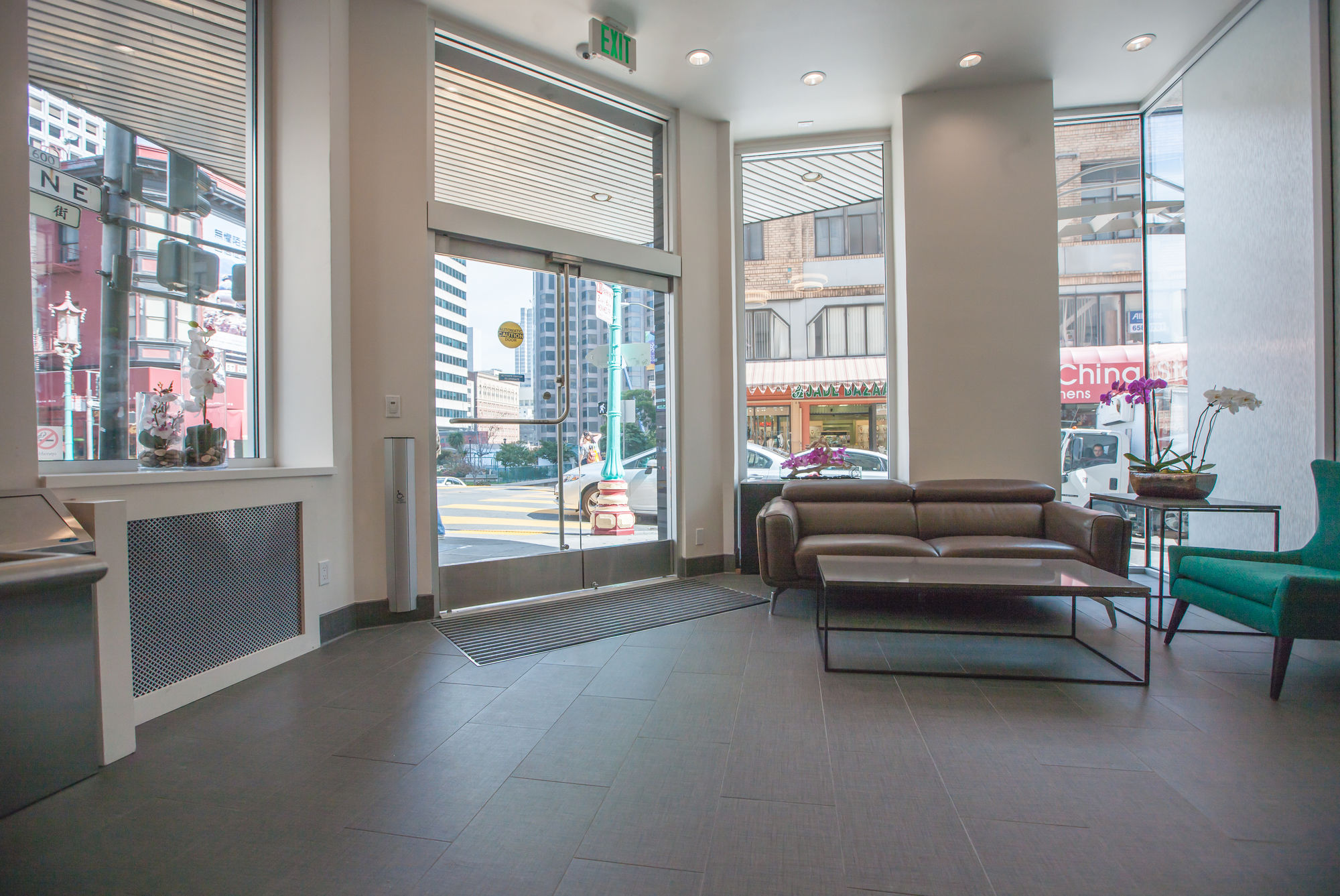 Фото Grant Plaza Hotel