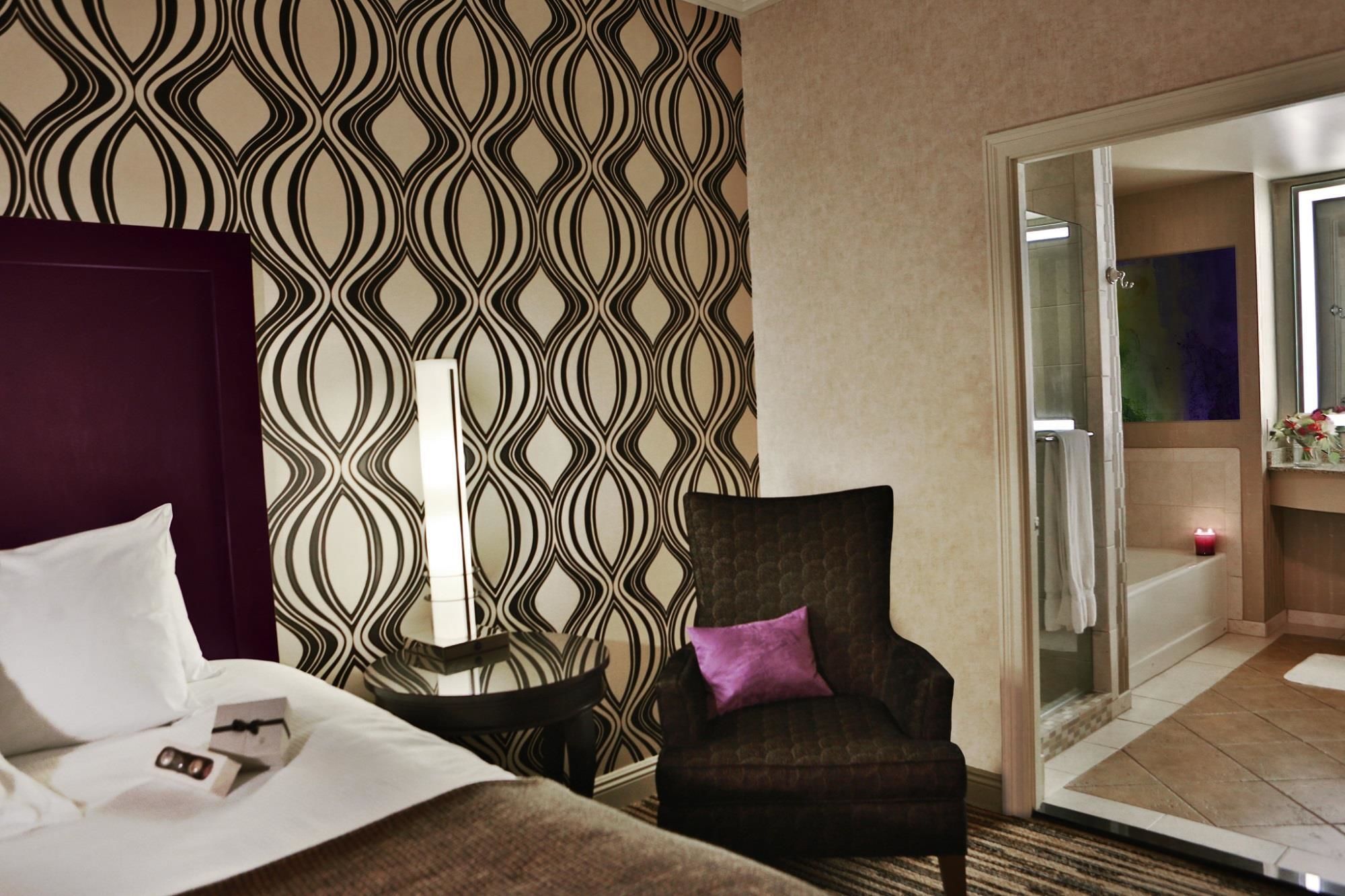 Фото TownePlace Suites by Marriott Oshawa