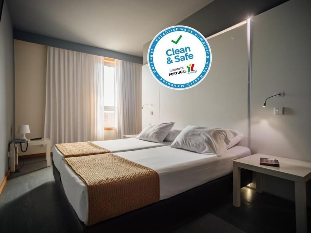 Фото Basic Braga by Axis