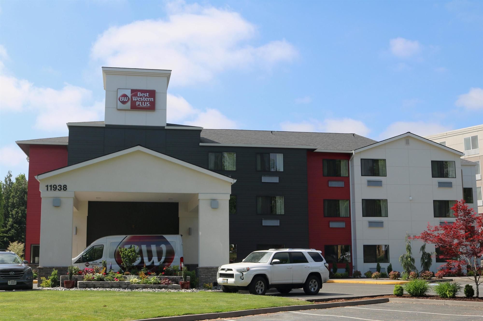 Фото Best Western Plus Portland Airport Hotel & Suites