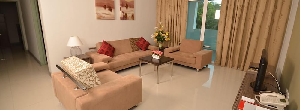 Фото D'Embassy Serviced Residence Suites