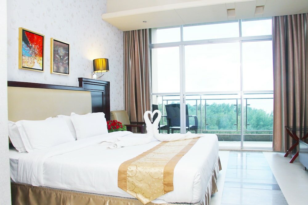 Фото Hotel The Cox Today