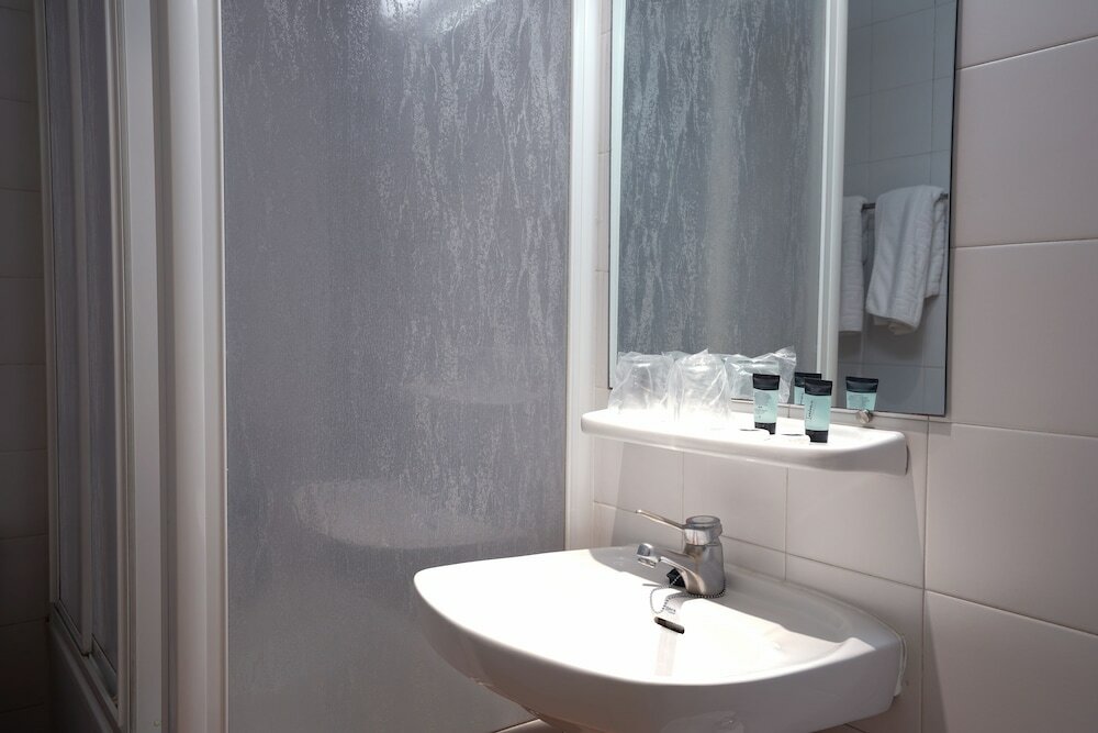 Фото Hotel Esplugues