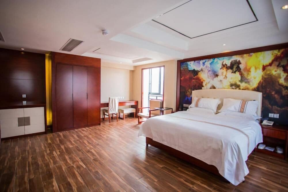 Фото Interpersonal Boutique Hotel