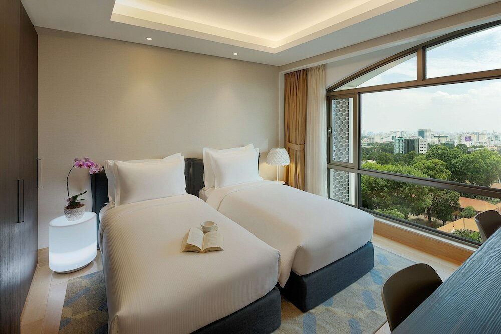 Фото Sherwood Suites