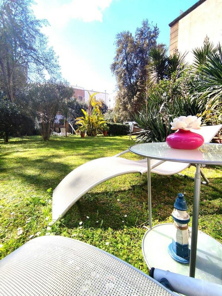 Фото Aedes B&b - Il Giardino dei Sogni