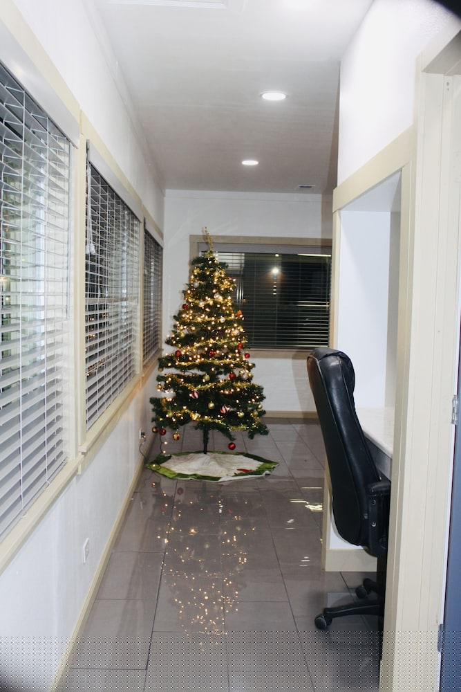 Фото Sun Valley Motel