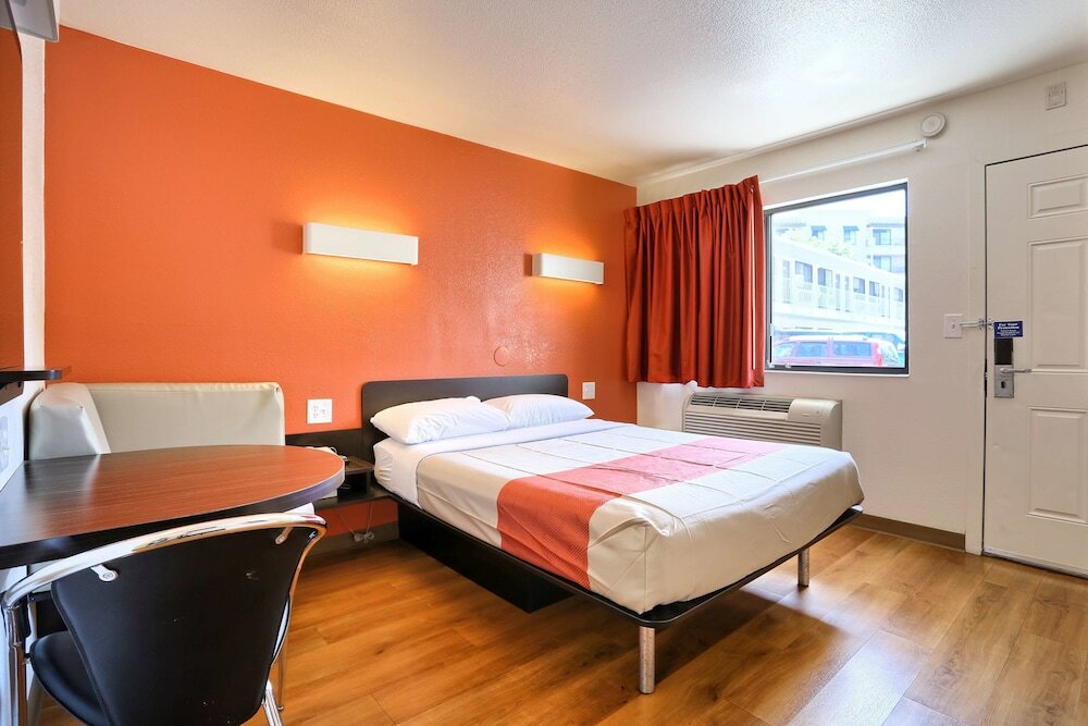 Фото Motel 6 Walnut Creek, Ca