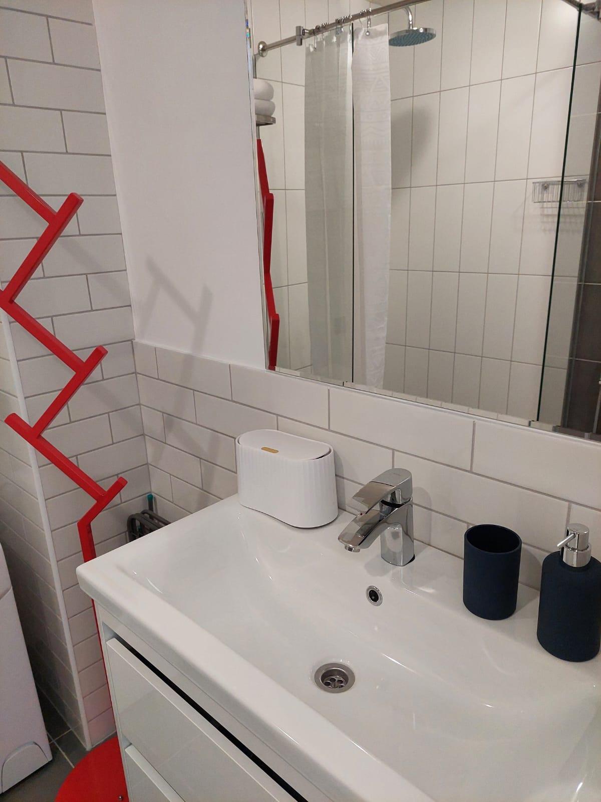 Фото Двенадцать