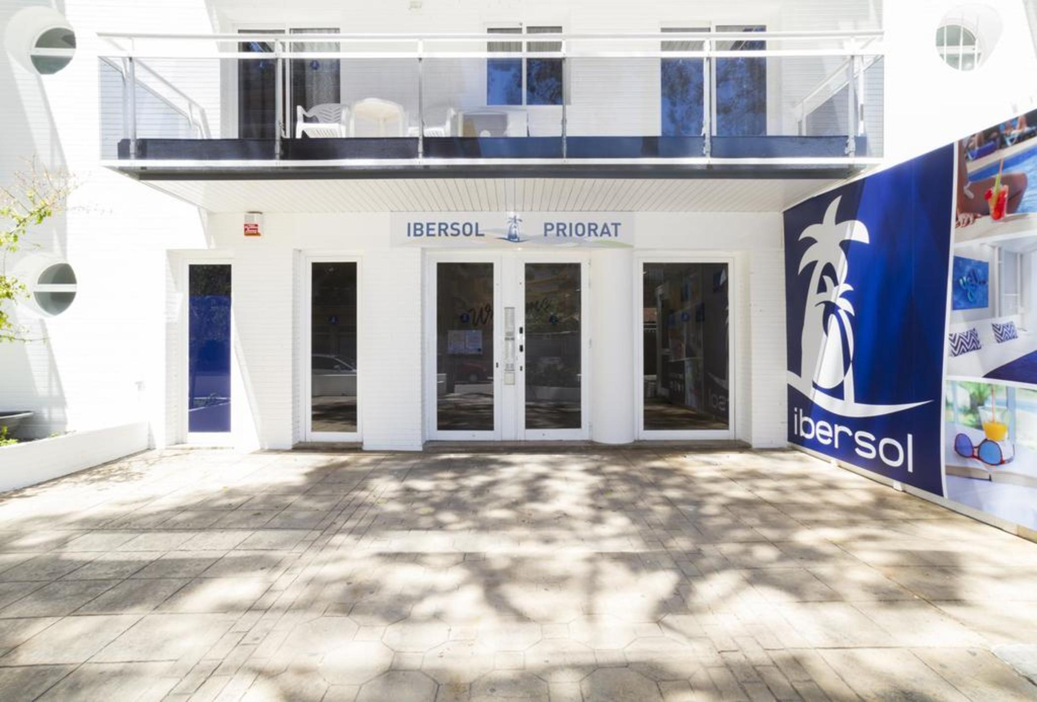 Фото Apartamentos Priorat