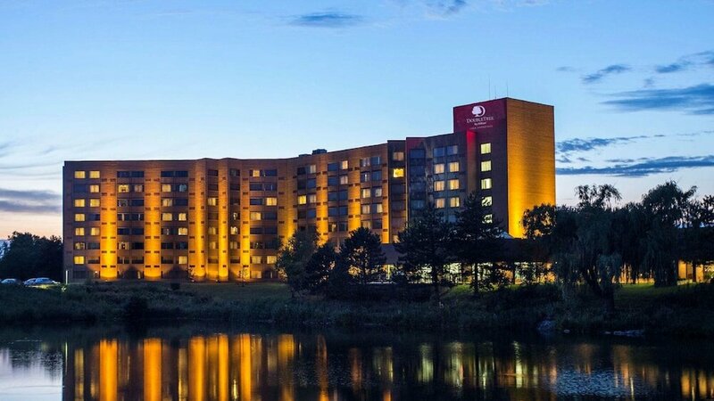 Гостиница Hilton Lisle/naperville
