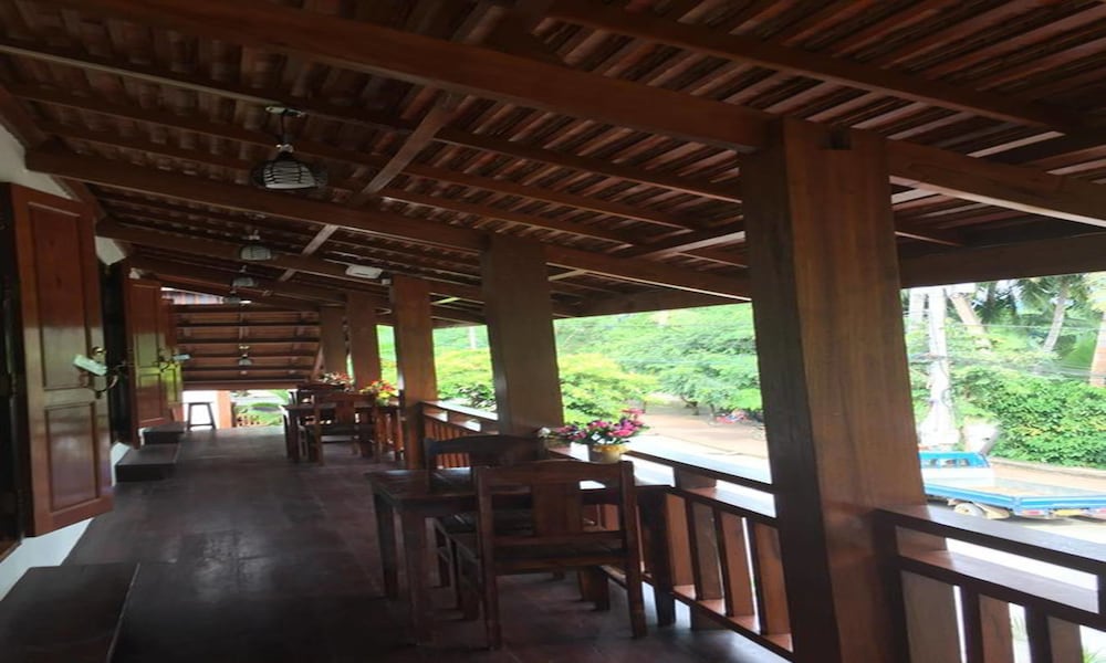 Фото Golden Lotus Namkhan View