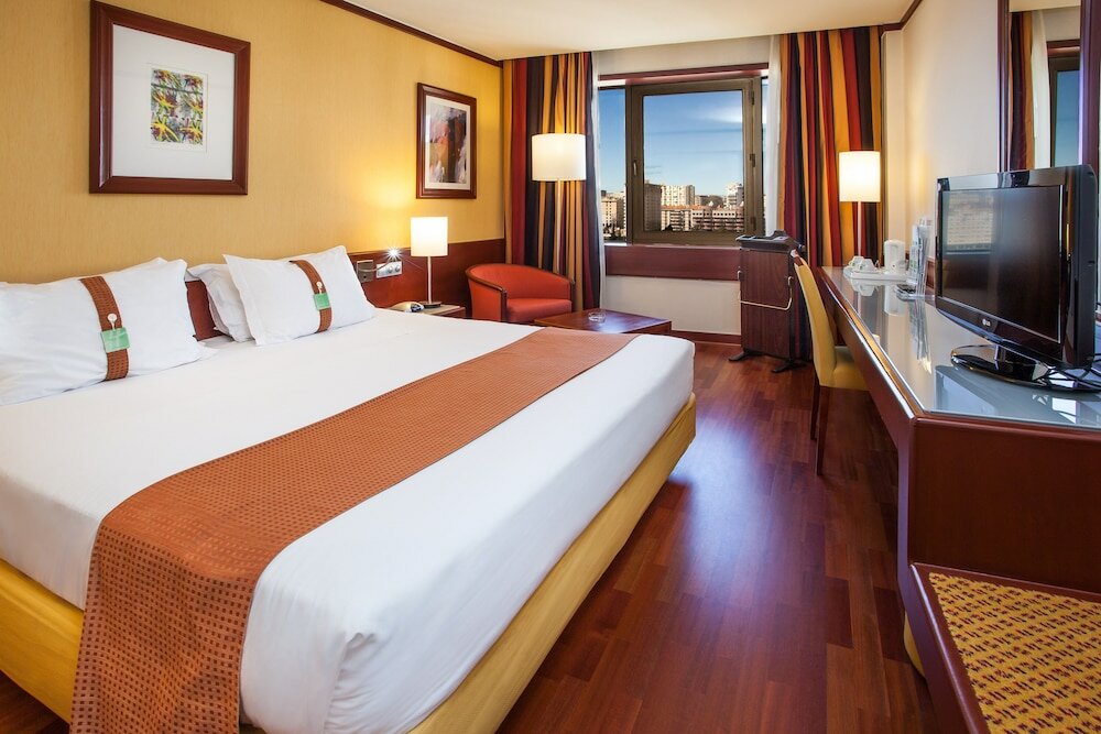 Фото Holiday Inn Lisbon - Continental