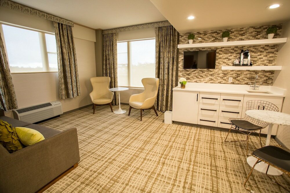 Фото The Fredonia Hotel and Convention Center