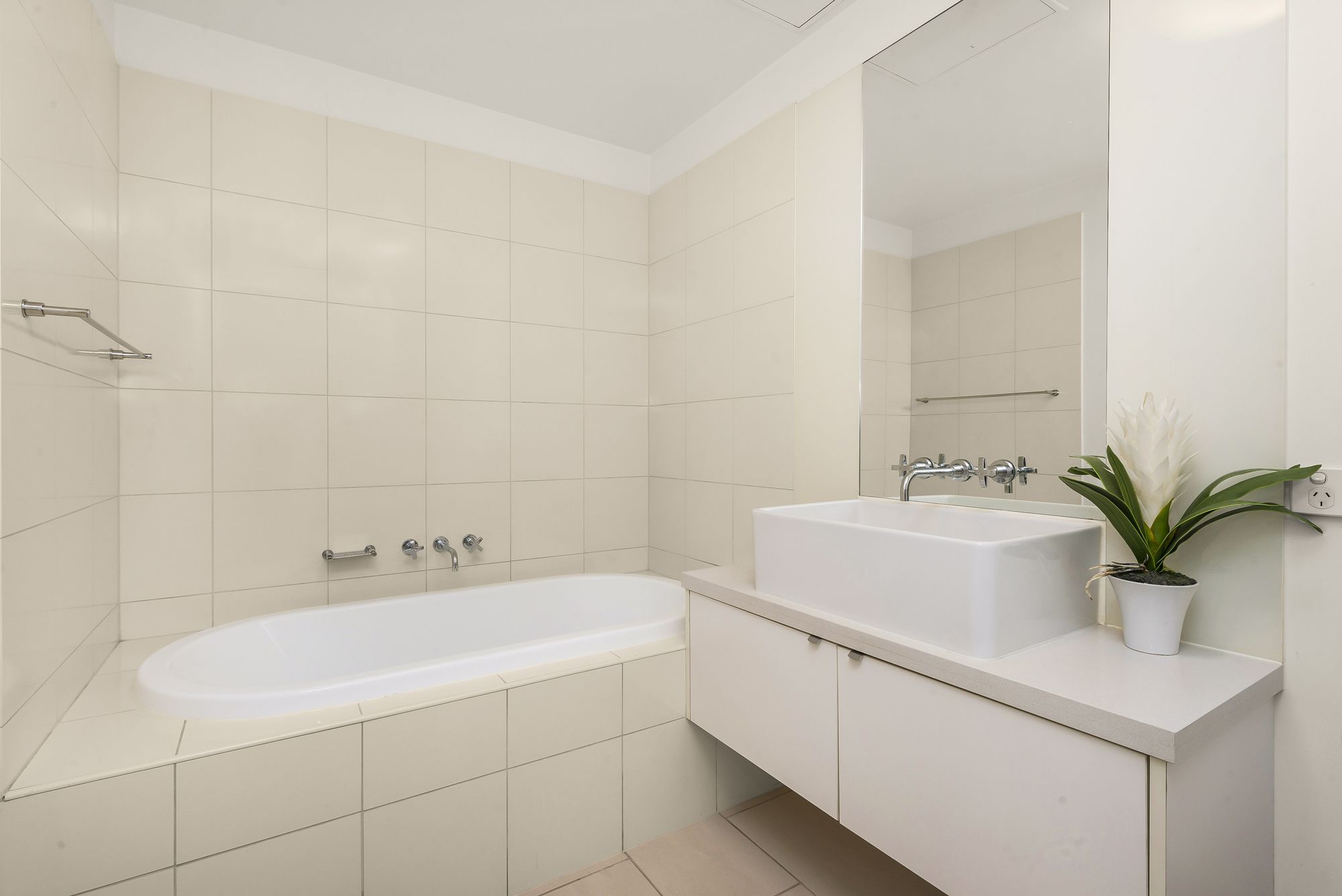 Фото Melbourne Holiday Apartments Flinders Wharf