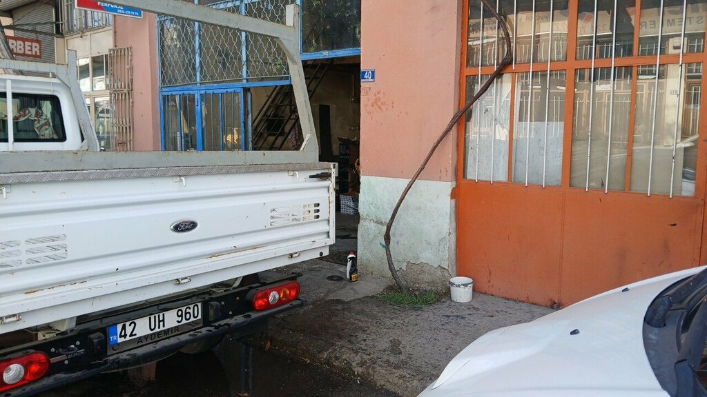 Wrought iron Aydemir Ironwork, Konya, photo