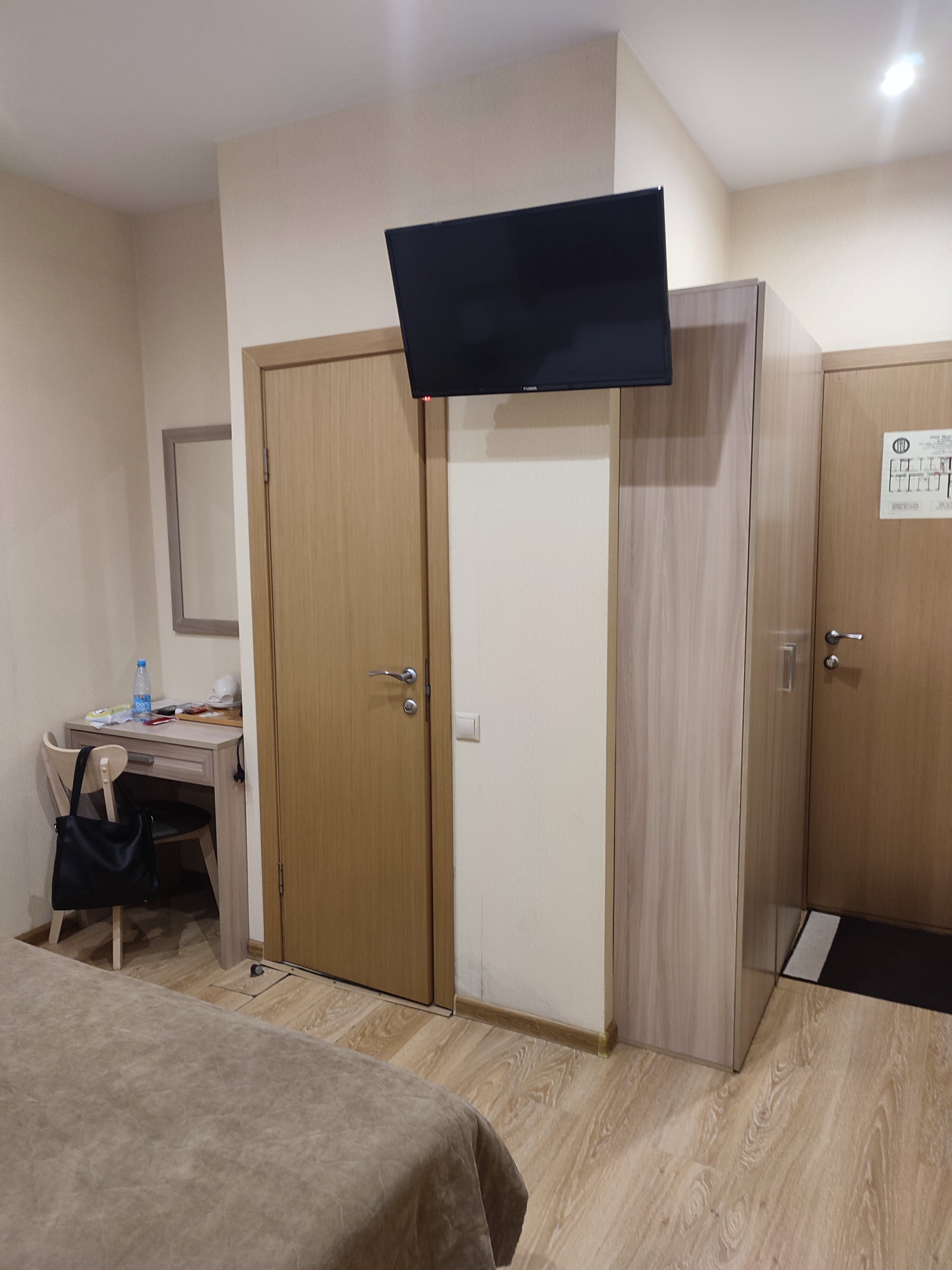 Фото Академик