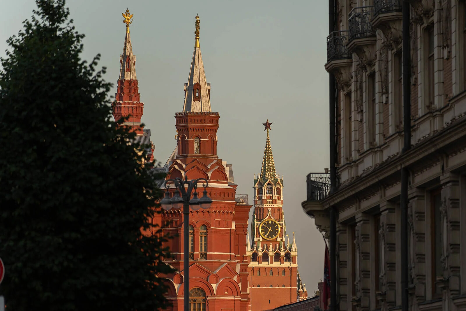 Фото Апельсин у Театра