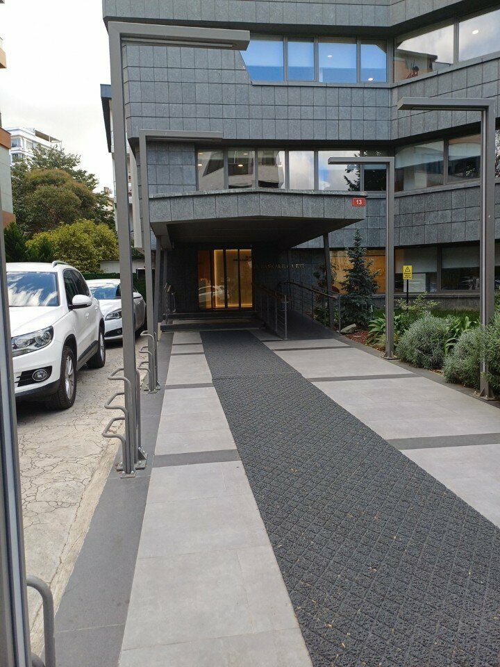 ATM Ing ATM, Istanbul, photo