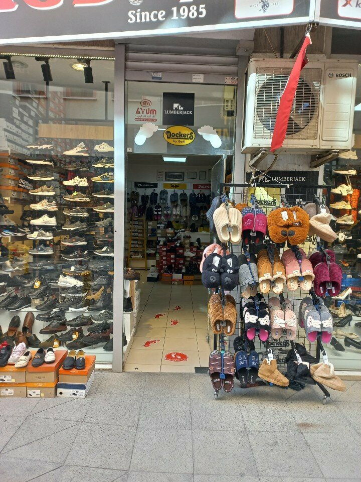 Shoe store Sagdic Kundura, Izmir, photo