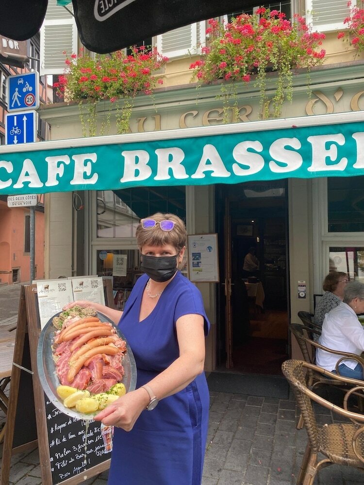 Фото Logis Hôtel Au Cerf d'Or