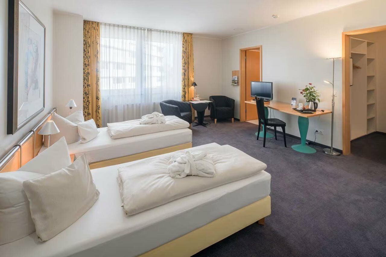 Фото Best Western Hotel Im Forum Muelheim