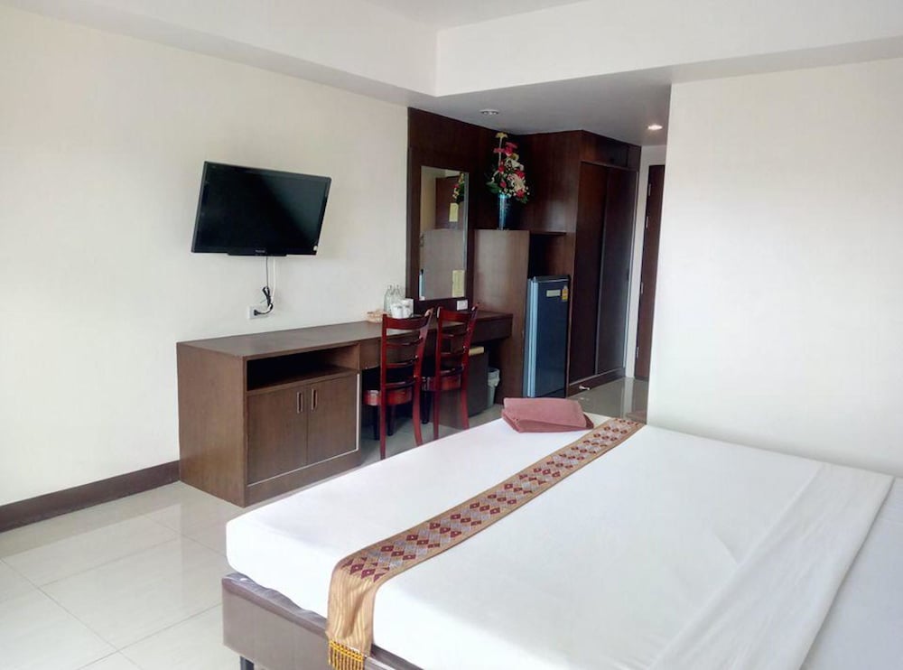 Фото Pearl Place Hotel