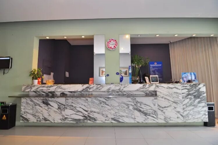 Фото Jinjiang Inn Ningbo Train Station