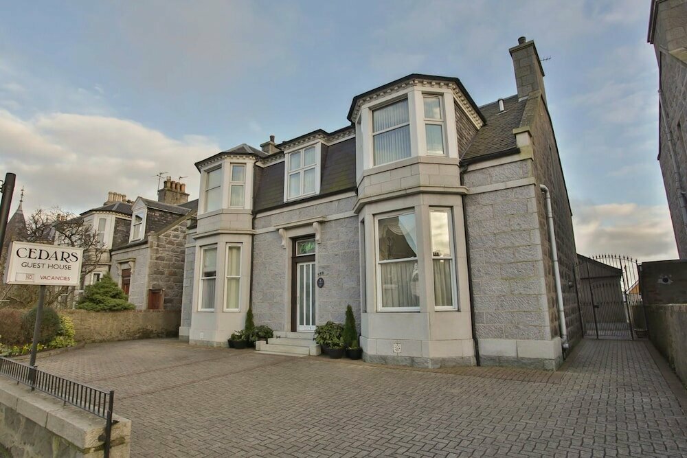 Hotel Cedars Guest House, Scotland, photo