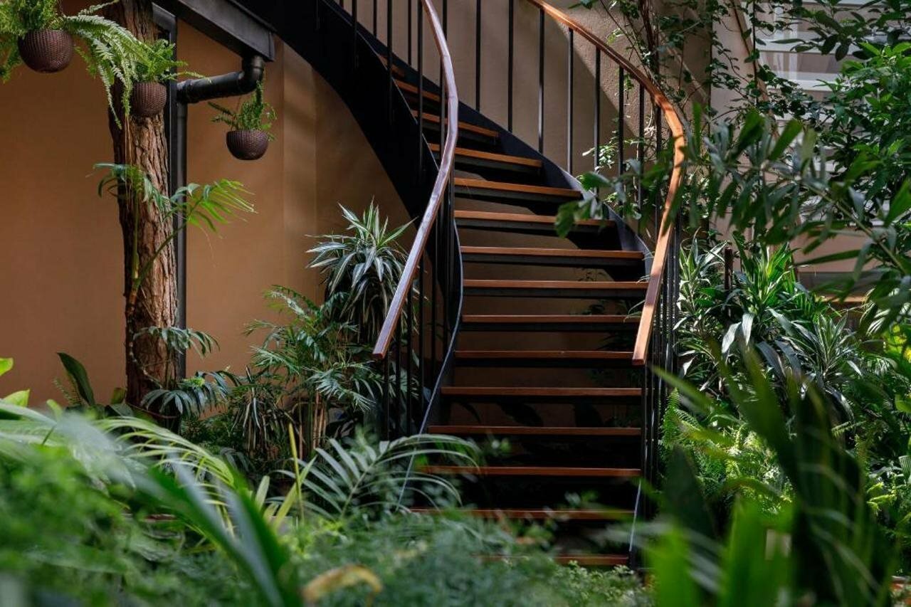 Фото Hotel Thrive A Tropical Courtyard