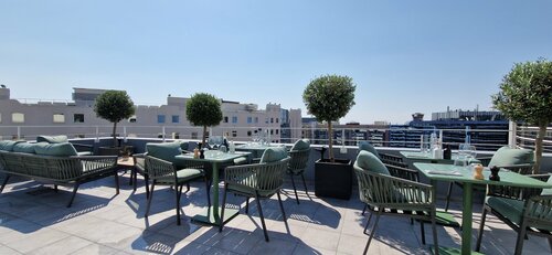 Гостиница Okko Hotels Nice Aéroport в Ницце