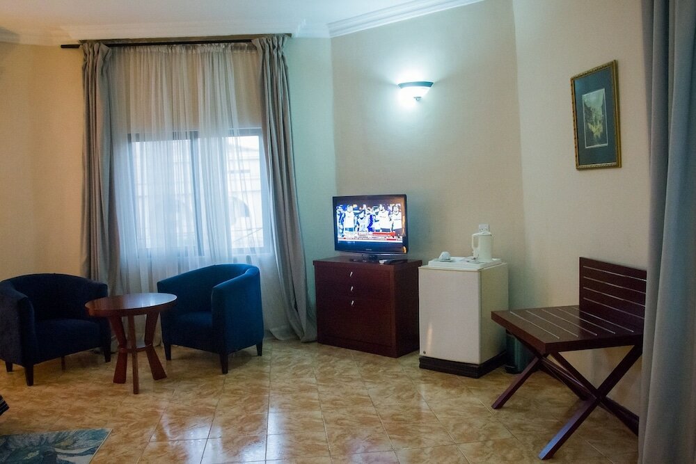 Фото The Palmview Manor Hotel