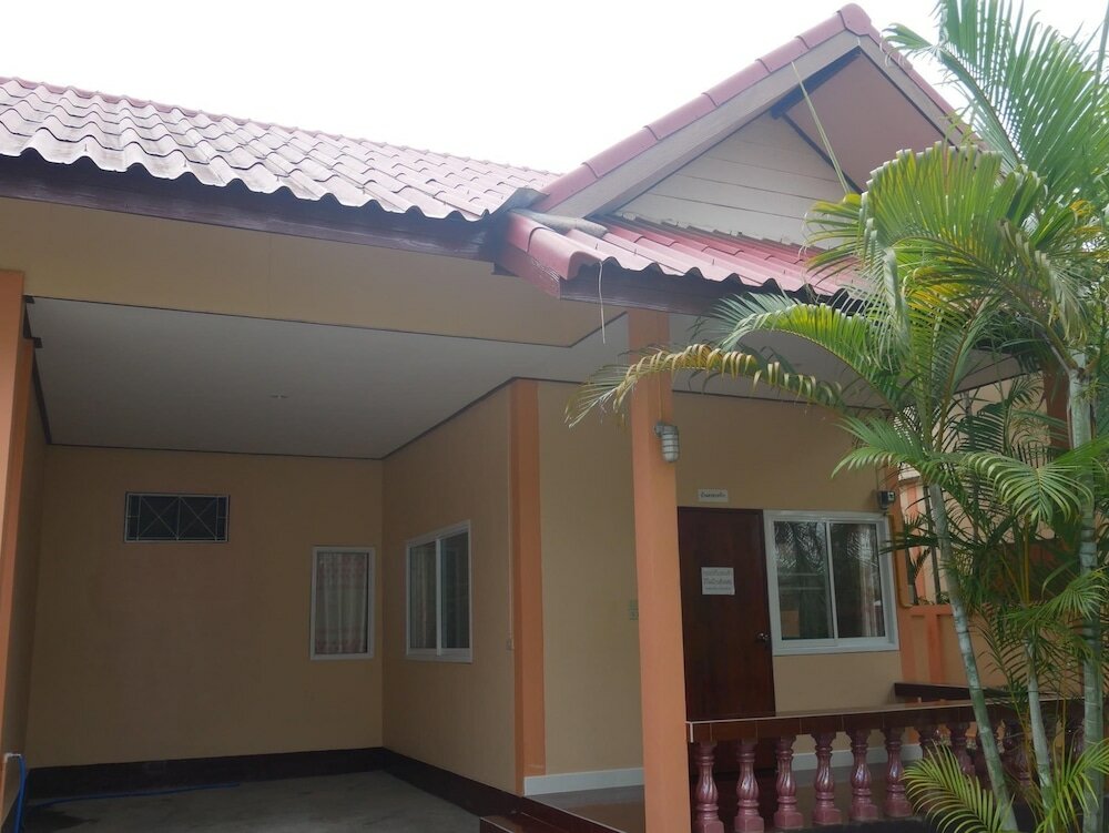 Фото Baan Suan Palm Resort