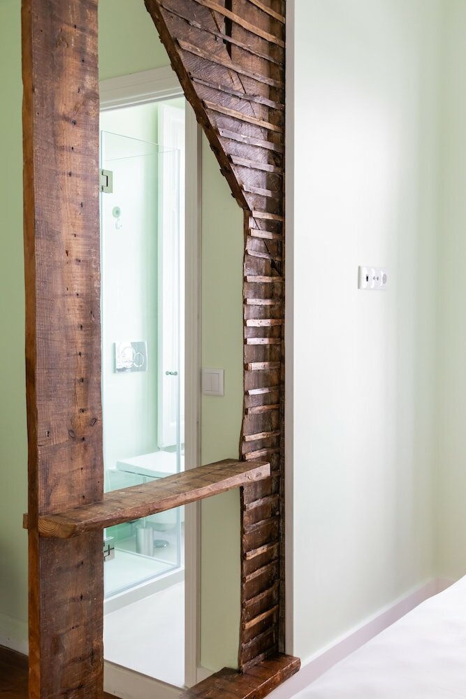 Фото 1898 Home & Suites