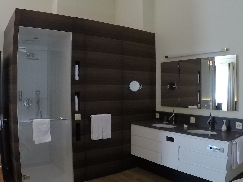 Фото Hôtel Glanis