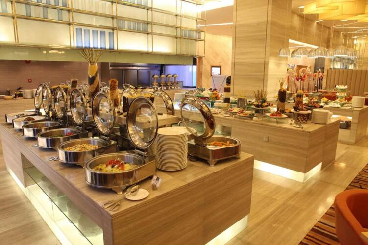 Фото Ramada Plaza by Wyndham Shenzhen North