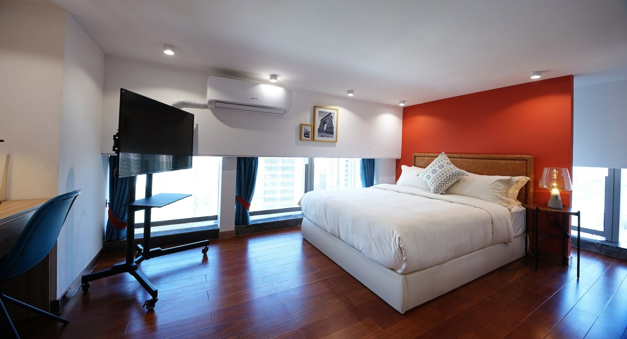 Фото Royal Star Apartment Central City Branch