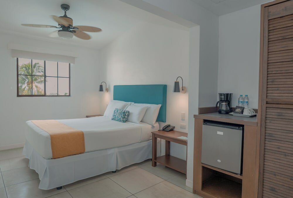 Фото Hotel Roca Sunzal