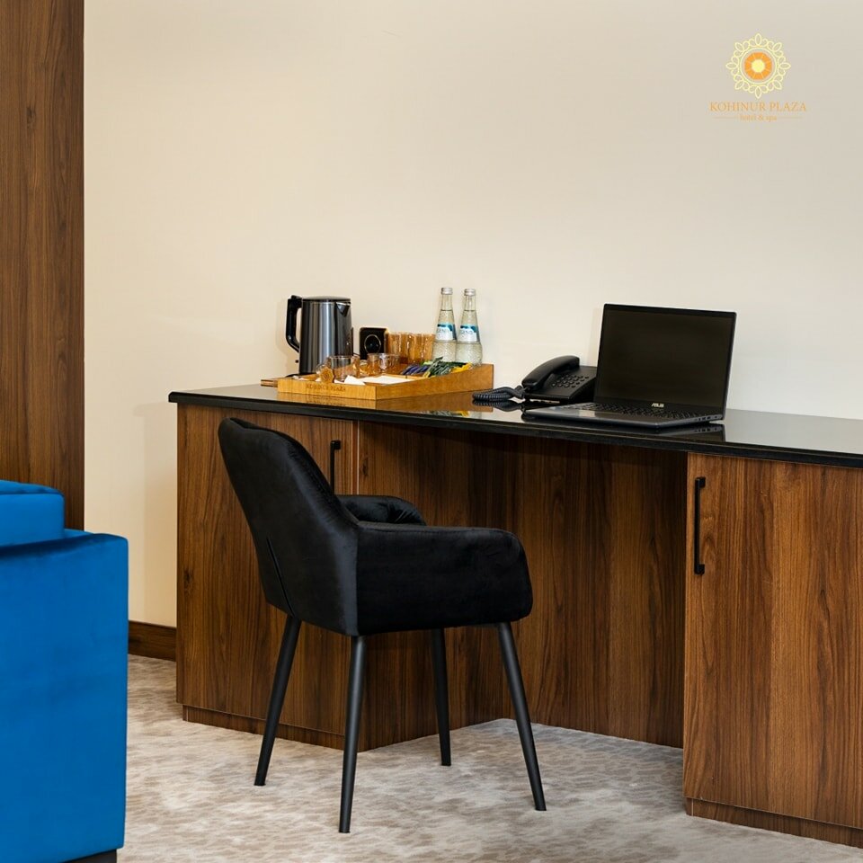 Фото Kohinur Plaza