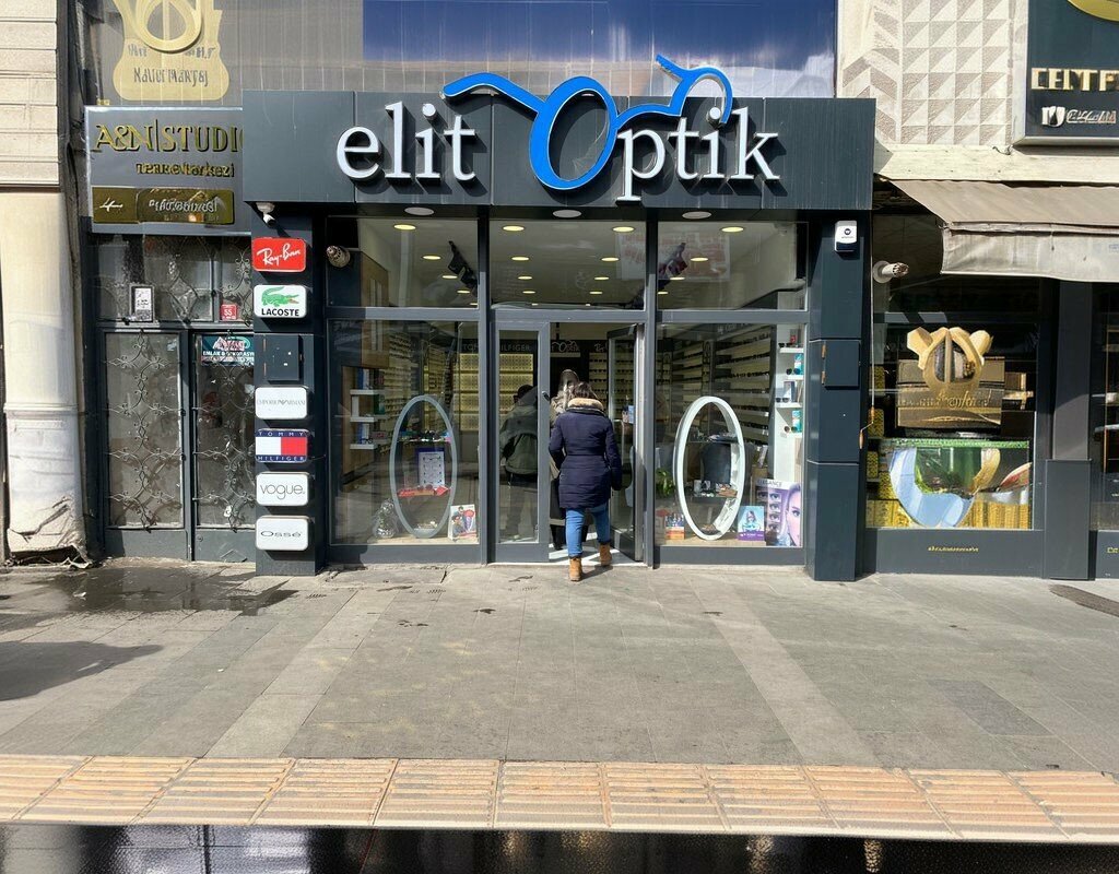 Opticial store Elite Optics, Kars, photo