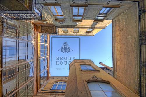 Фото Brody House